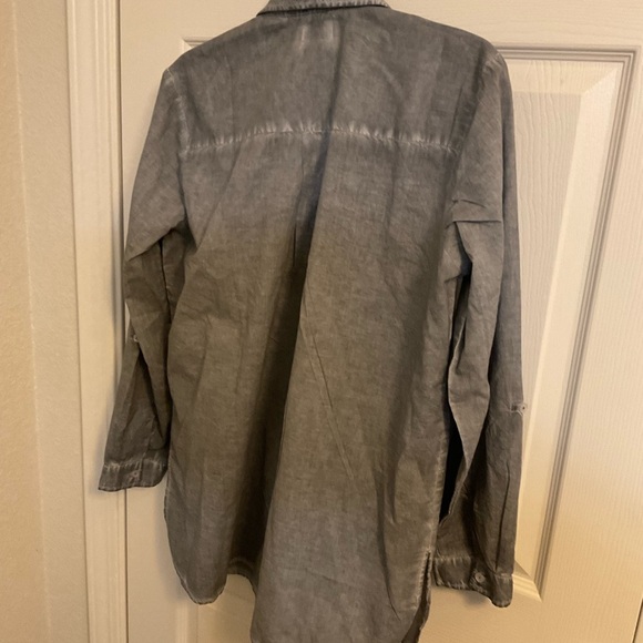 Chic connection women button blouse, size large nwt - Picture 9 of 10